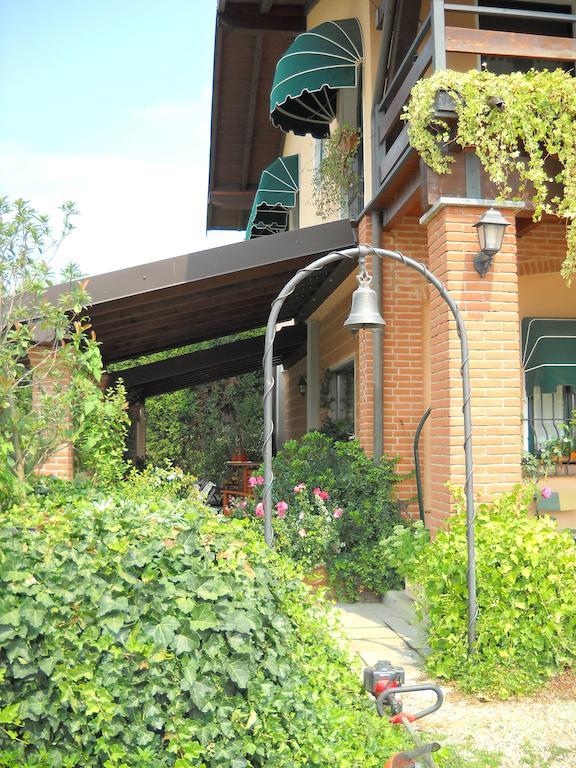 הוילה Borgarello Agriturismo Maiocchi מראה חיצוני תמונה