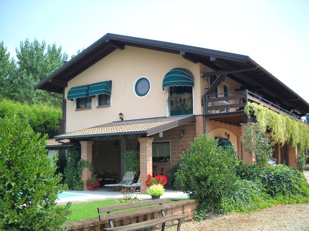 הוילה Borgarello Agriturismo Maiocchi מראה חיצוני תמונה